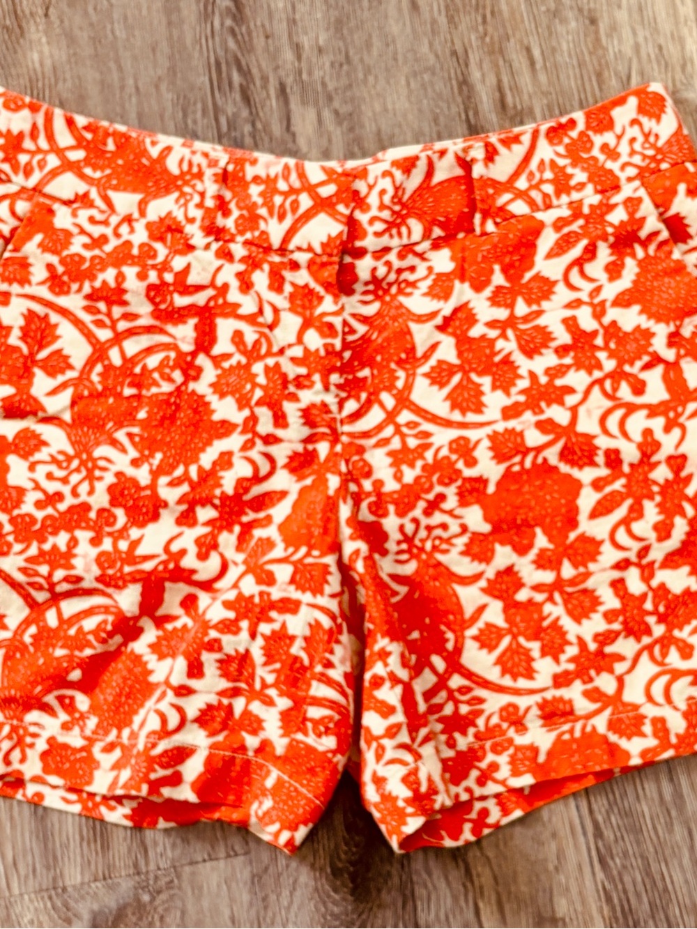 LOFT Orange White Floral Print Tailored Shorts Size 4 Summer